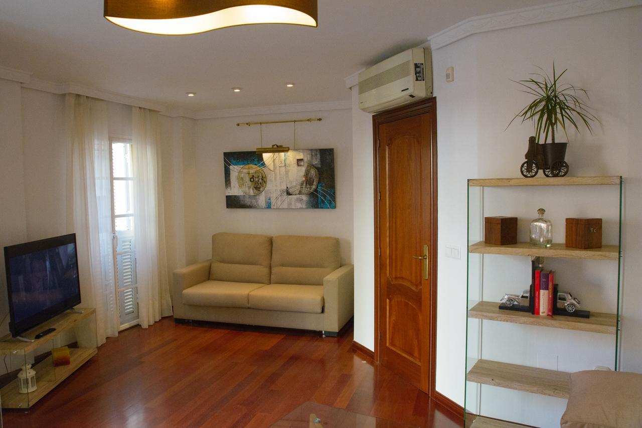 Apt Gibralhorce Suite By Malaga Picasso Rentals Selection Bagian luar foto