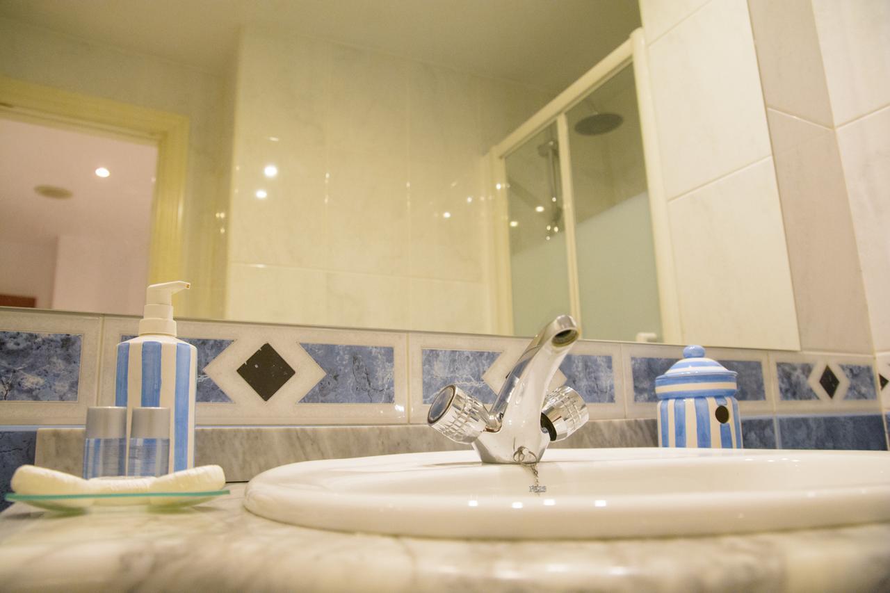 Apt Gibralhorce Suite By Malaga Picasso Rentals Selection Bagian luar foto