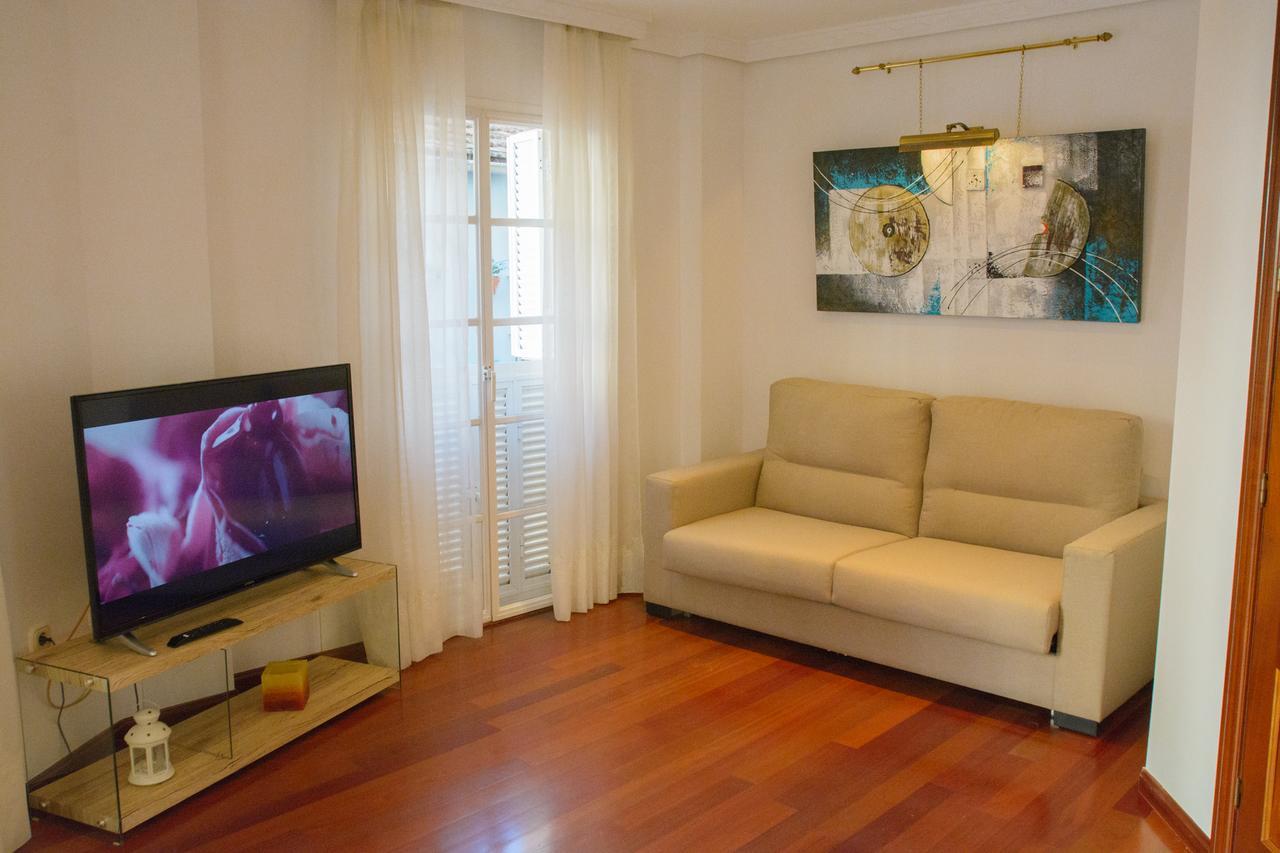 Apt Gibralhorce Suite By Malaga Picasso Rentals Selection Bagian luar foto